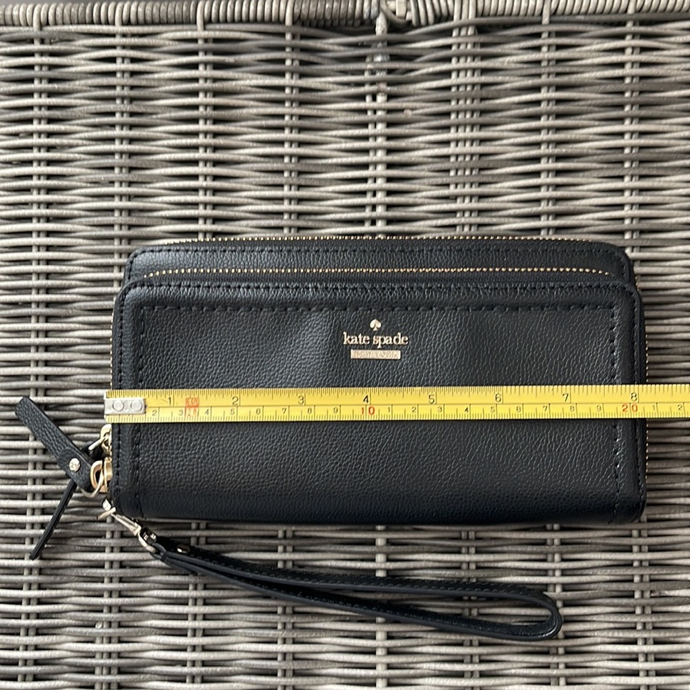 Kate spade wallet - Picture 2 of 9